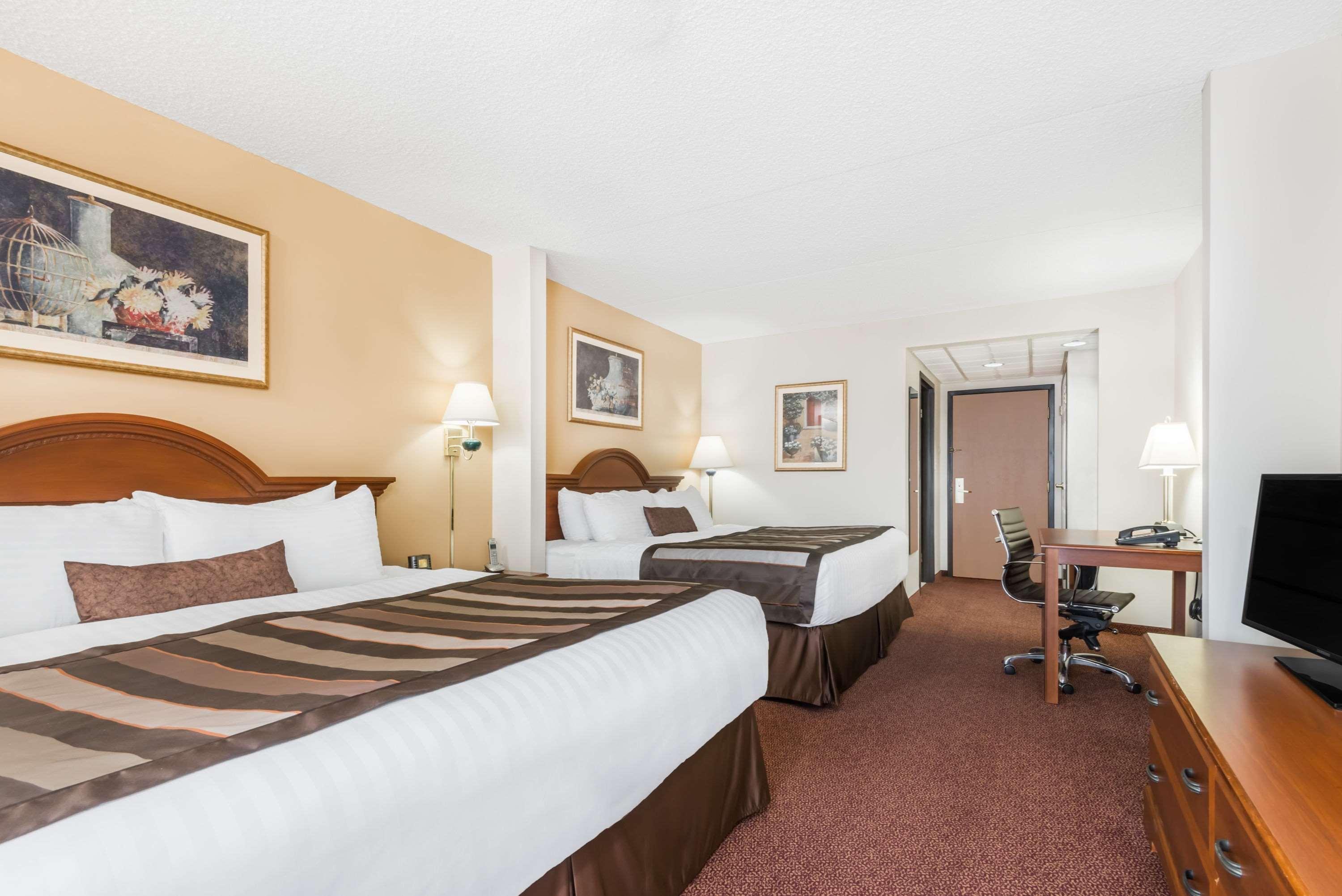 Wingate By Wyndham Lima Hotel Екстериор снимка