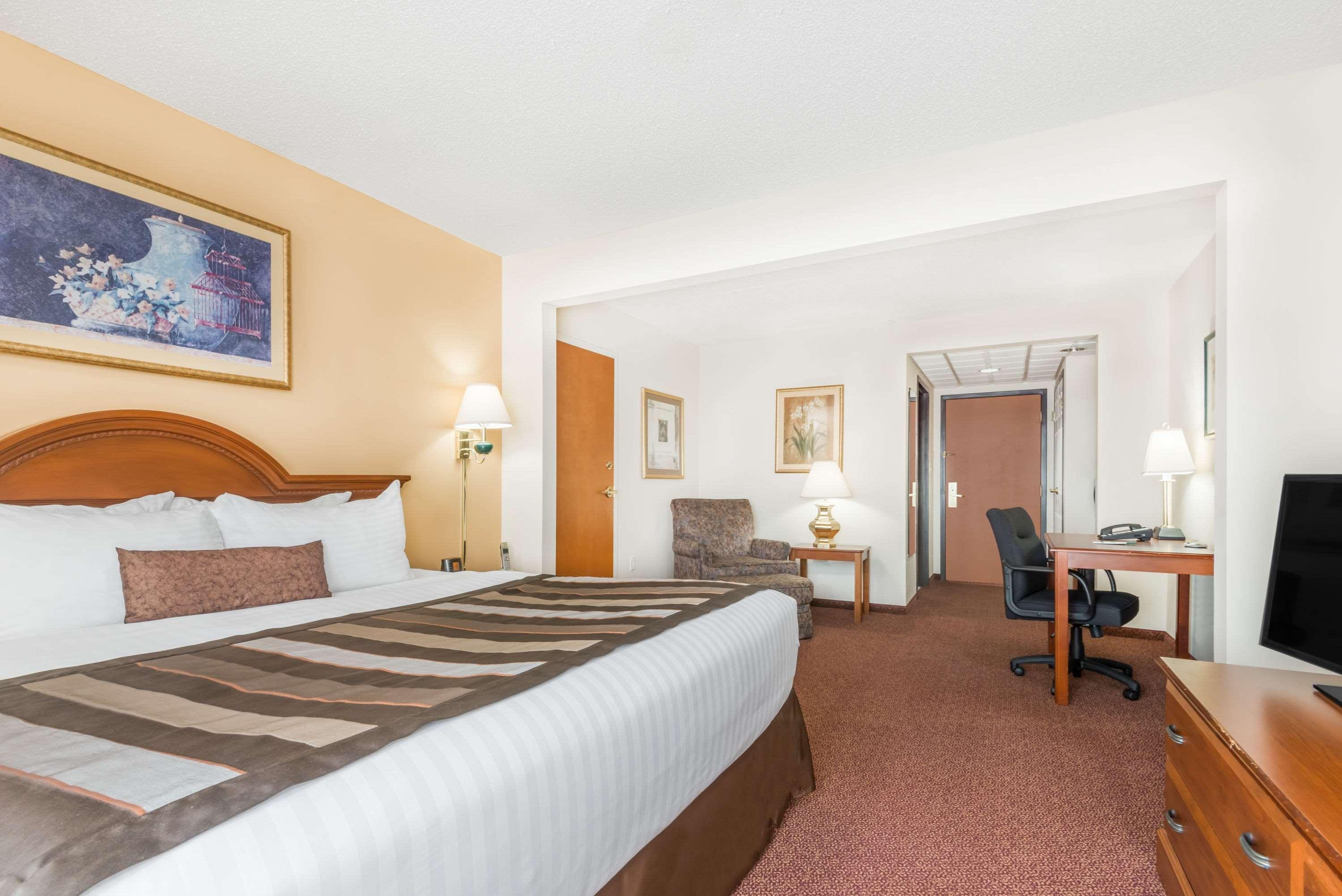 Wingate By Wyndham Lima Hotel Екстериор снимка