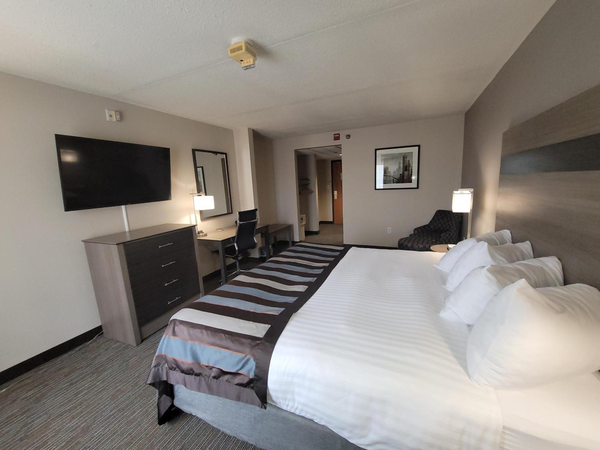 Wingate By Wyndham Lima Hotel Стая снимка